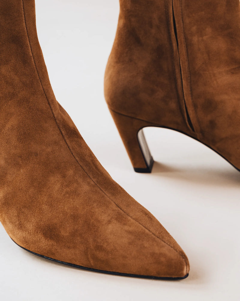 The Toujours Boot Cinnamon