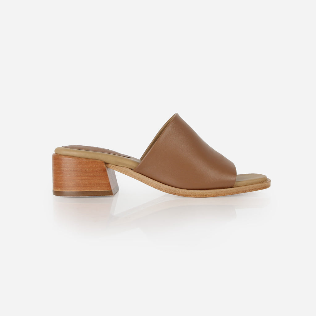 The Spritz Heeled Sandal Praline